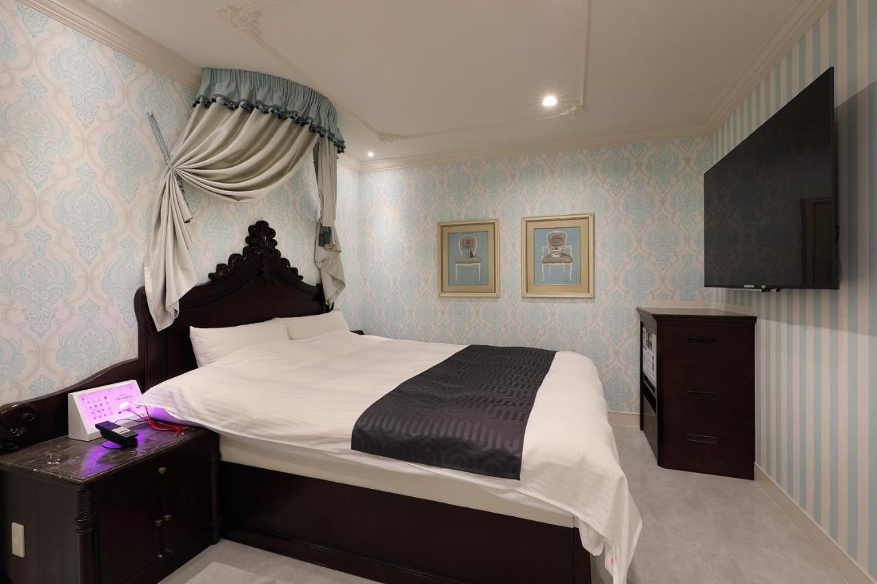 ホテルバースデー岐阜西店 Hotel Birthday Gifuwest (Adults Only) Extérieur photo